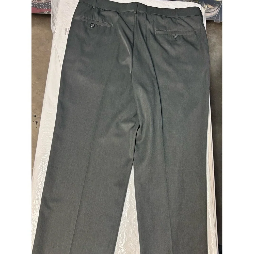 Van‎ Heusen Traveler Pants Men's 38X32 Non Iron